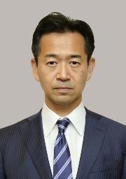 　岡本三成氏