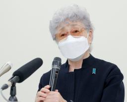 　横田めぐみさんが拉致されてから４４年になるのを前に、報道陣の取材に応じる母親の早紀江さん＝９日、川崎市（代表撮影）
