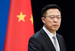 　記者会見する中国外務省の趙立堅副報道局長＝７日、北京（共同）