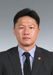 　大岩剛氏
