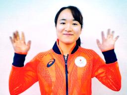 　「２０２１毎日スポーツ人賞」のグランプリを受賞し、ビデオメッセージで喜びを語る伊藤美誠