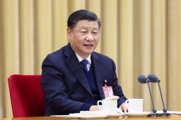 　８〜１０日に開かれた中央経済工作会議に臨む中国の習近平国家主席＝北京（新華社＝共同）