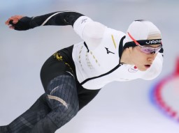 　男子１０００メートル　滑走する森重航＝北京（共同）