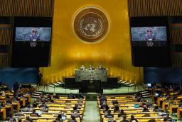 　２月２８日、米ニューヨークで開かれた国連総会のウクライナ侵攻を巡る緊急特別会合（ＡＰ＝共同）