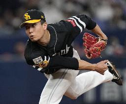 　クライマックスシリーズのオリックス戦で力投するソフトバンクの千賀＝１０月１４日、京セラドーム