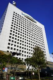 　神奈川県警察本部＝横浜市中区