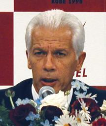 　エメルソン・レオン氏＝２００５年