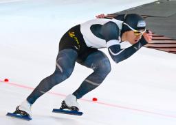 　男子５００メートル　優勝した村上右磨＝スタバンゲル（共同）