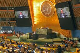 　１４日、米ニューヨークの国連本部で開催された総会の緊急特別会合（共同）