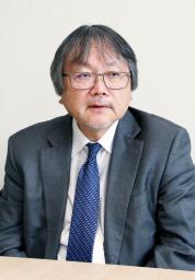 　インタビューに応じる世界銀行の西尾昭彦副総裁