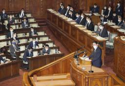 　旧統一教会に関し、衆院本会議で質問に答える岸田首相＝２１日午後