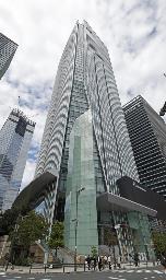 　ＡＤＫホールディングスが入るビル＝１０月、東京都港区