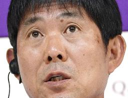 　コスタリカ戦を前に記者会見する森保監督＝２６日、ドーハ近郊（共同）