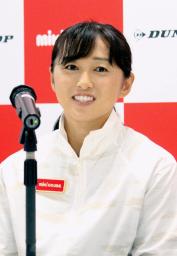 　東京都内で記者会見する土居美咲＝２４日