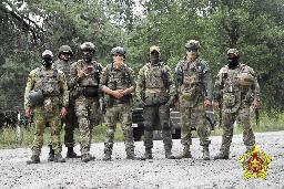 　７月に公開された、ベラルーシ特殊作戦部隊員とワグネル戦闘員の画像＝ブレスト州（ベラルーシ国防省提供、ＡＰ＝共同）