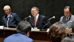 　「超党派会議」で講演する大島理森元衆院議長（中央）＝２７日午後、東京都内