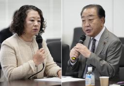 　会談する立憲民主党の野田代表（右）と連合の芳野友子会長＝２６日午前、東京・永田町の党本部