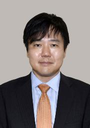 　本庄知史氏
