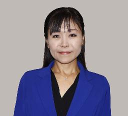 　岡野純子氏