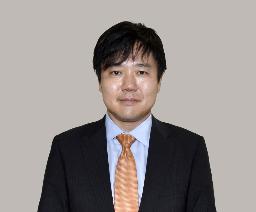 　本庄知史氏