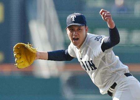 <p>　熊本工を完封した大阪桐蔭・川本＝甲子園</p>
