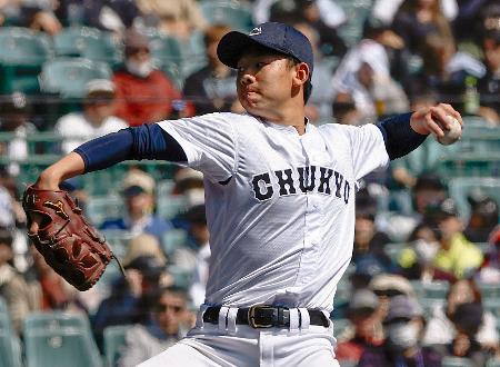 <p>　帝京戦に２番手で登板した中京大中京・太田＝甲子園</p>