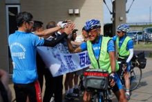 シニア４人、１６００キロ走破　自転車で西日本縦断　神社仏閣巡り地元柏に到着
