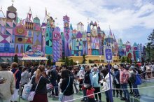 快適さ向上で不満緩和　アプリ導入や入園口増設　混雑　【未完の王国　東京ディズニーリゾート～３５年の歩みとこれから】（２）