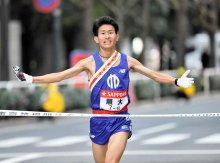 ＜箱根駅伝＞　順天堂大、躍進の総合２位　１５年ぶりトップ３入り　中央学院大、粘り１６位　青学中村（流経柏高出）がＭＶＰ