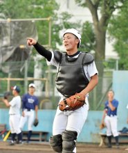 強豪引っ張る支柱　決意込めた配置転換　川上輝良（拓大紅陵）　【マスク越しの視線　主役は捕手】（６）