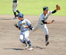 つかんだ公式戦初勝利　沼南・沼南高柳・関宿連合チーム　第１０５回全国高校野球　千葉大会　第４日