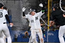 【速報】千葉ロッテ１０連勝　１９年ぶり、９回追い付き延長サヨナラ