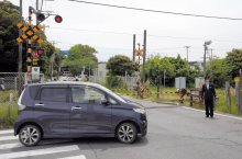 【速報】踏切が１時間半開かず一時渋滞　車両トラブル、警報機も鳴り止まず　銚子電鉄