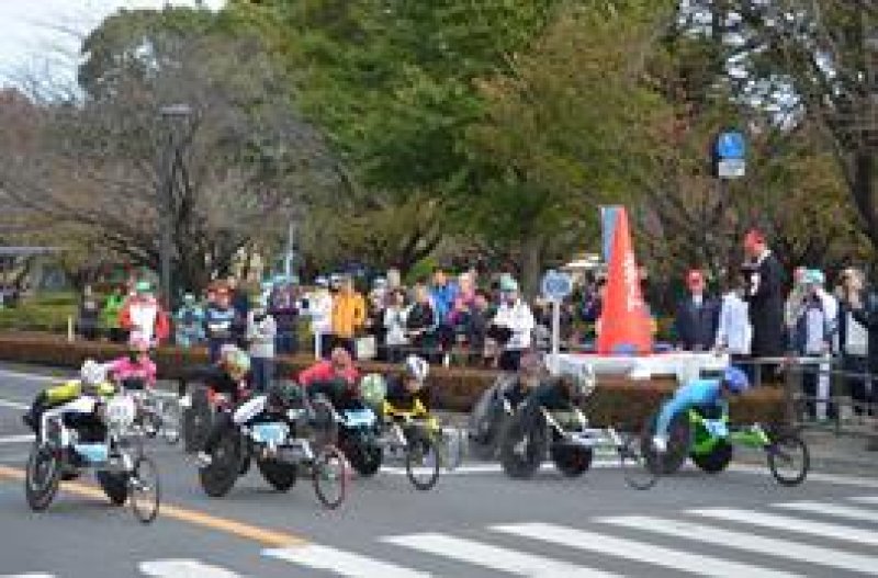 市民ランナー３６１２人力走　四街道でガス灯ロードレース