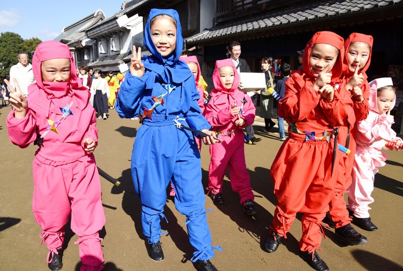 子どもたちに人気の忍者のコスプレ

