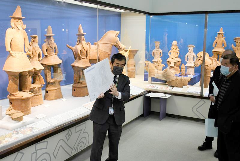 はにわの多彩な表情見て　千葉県文化財など１８１点展示　芝山町博物館きょうリニューアル