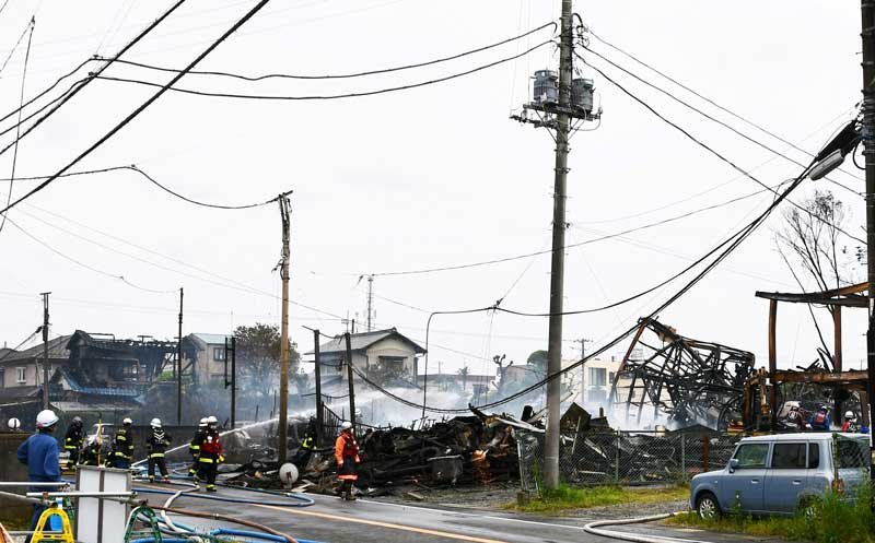 【動画あり】八街で建物火災、強風で１５棟焼く　男性１人を搬送