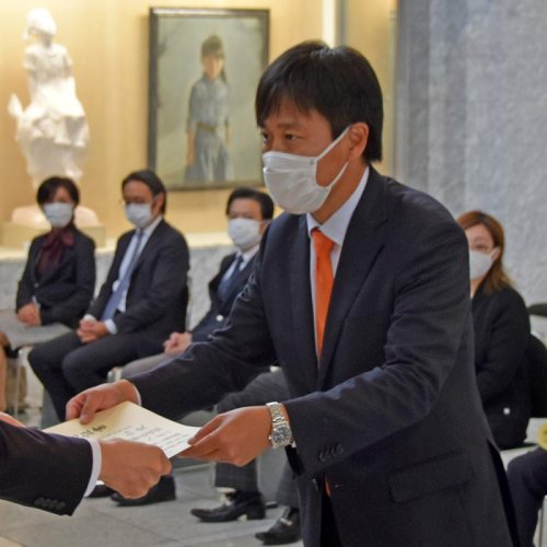 松本氏、医療問題解決に意欲　本庄氏「緊張感ある国会に」　当選証書授与　【衆院選ちば２０２１】