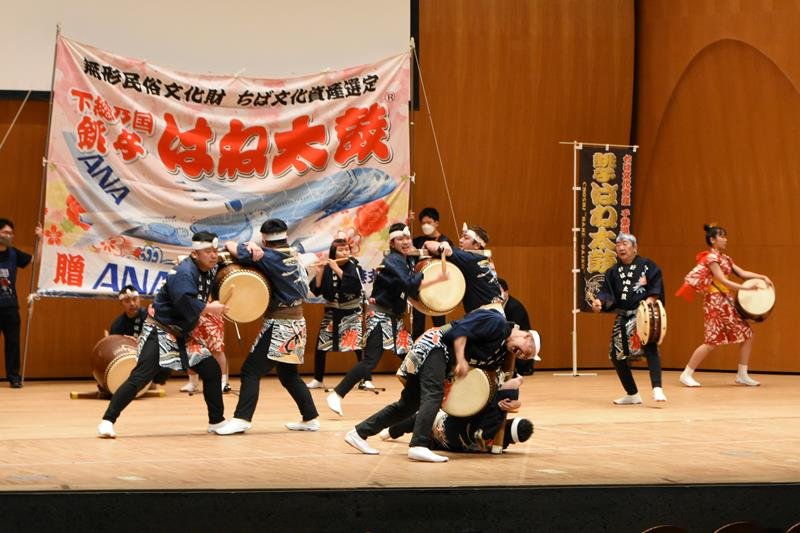 打って舞って踊って　９団体が笑顔のステージ　聖火“代替”イベント　千葉県主催