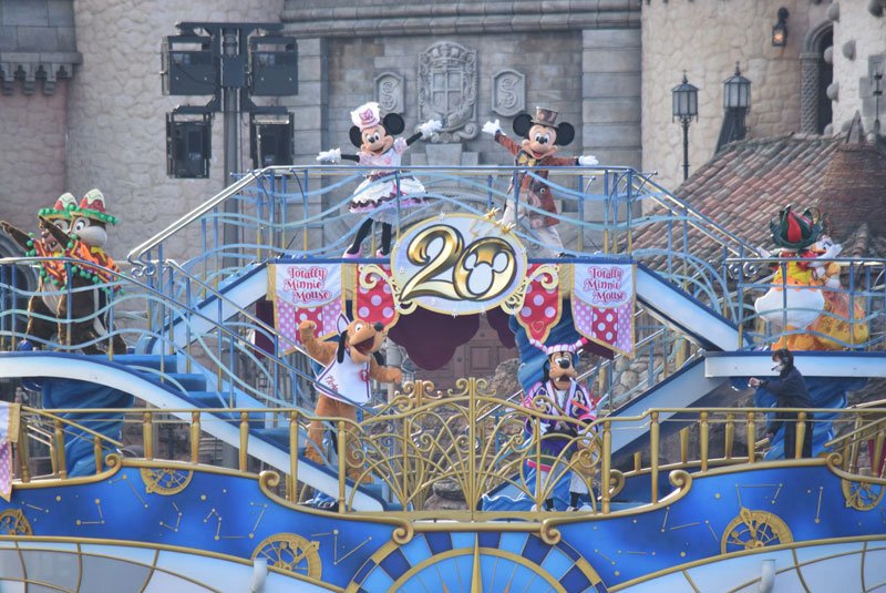 ショーも料理も！ミニー一色　ＴＤＲ　トータリー・ミニーマウス　【舞浜タイムズ２月号】