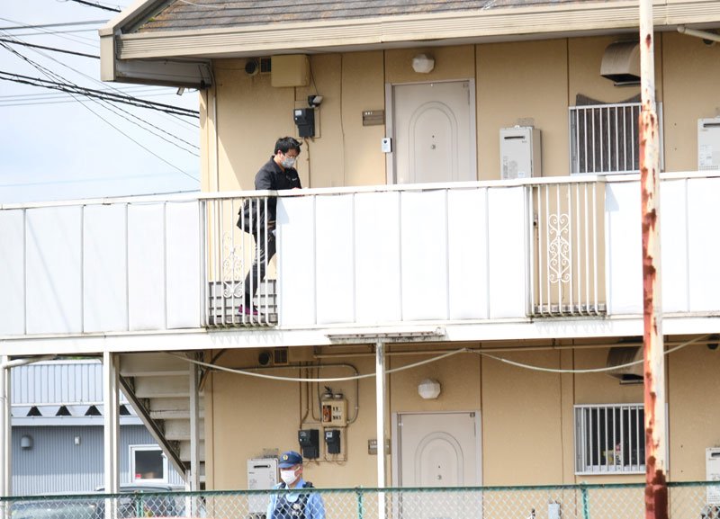 ２人の遺体が見つかったアパート＝５月２６日、富里市七栄
