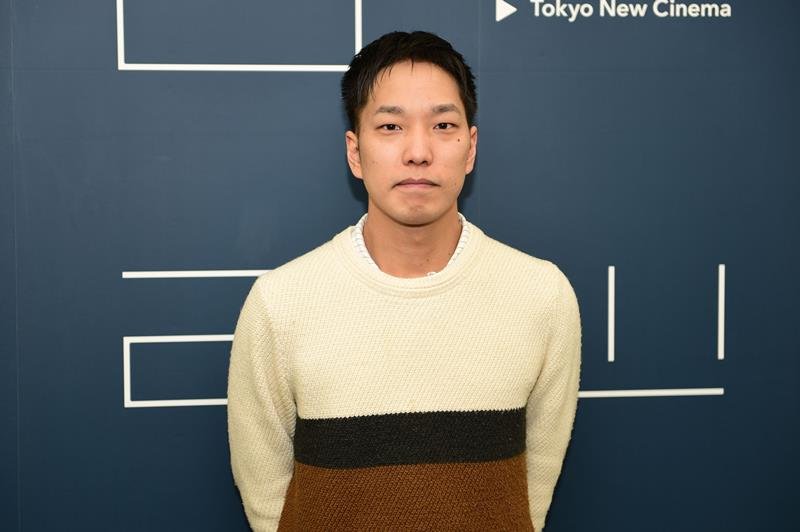 最新作の公開を前に、ＣＦを行っている佐近圭太郎監督＝東京都町田市