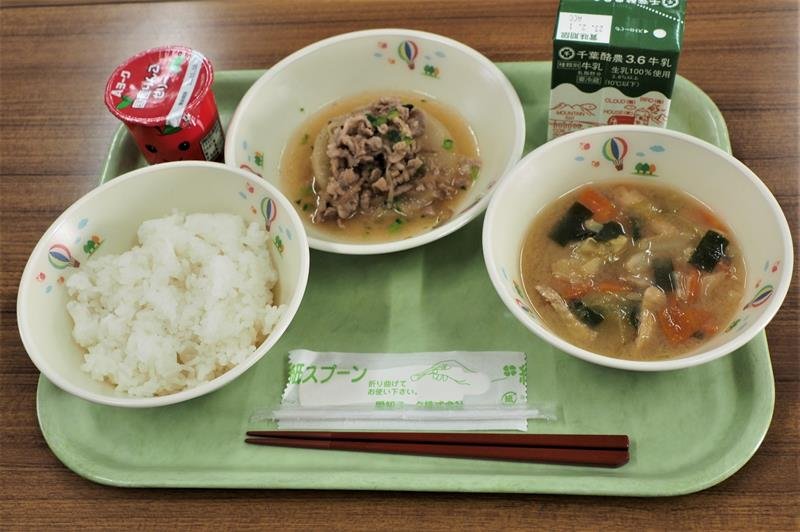 木更津産豚肉で特別給食　中郷小　地産地消へ有機米も