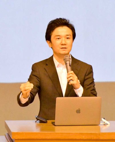 感動、快挙たたえ表彰　千葉県高体連　２８チーム３１９選手