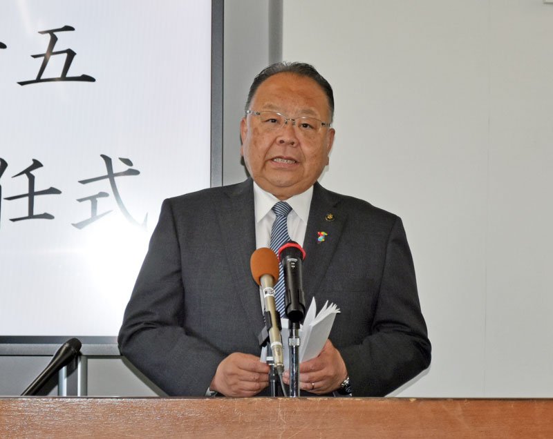 佐倉市長選で再選・西田氏初登庁　「オール佐倉」で躍進、前進を　２期目へ意気込み