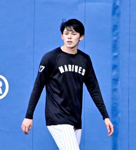 先発予定の６日に向けて調整する千葉ロッテの佐々木朗