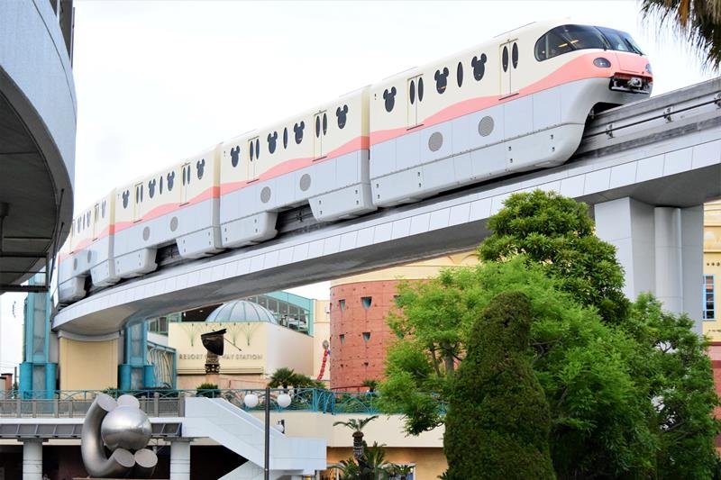 ディズニーリゾートライン＝２０１９年６月、浦安市
