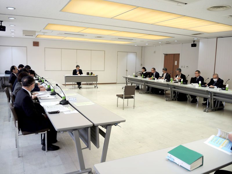 矢切地区など市街化調整区域の開発について答申をまとめた松戸市都市計画審議会＝２８日、同市