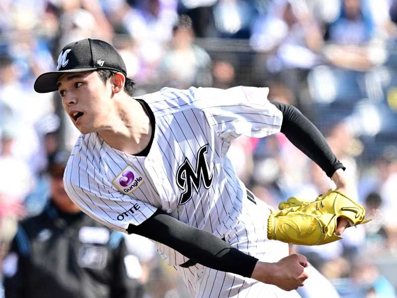 日本ハム戦に先発した千葉ロッテの佐々木朗希＝３１日、ＺＯＺＯマリン