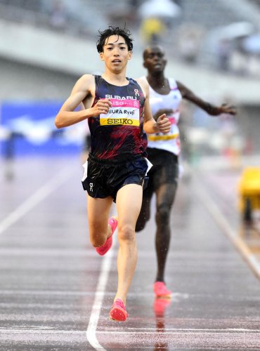 村竹１１０Ｈ優勝　三浦３０００Ｈ大会新、守１００制す　村竹、社会人初戦で貫禄　陸上・織田記念国際